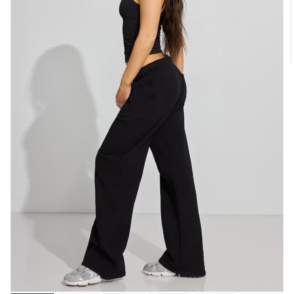 Garage UltraFleece Straight Leg Sweatpants Black NWT Size L - Picture 3 of 10